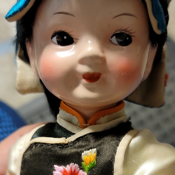 Dolls - Picture 13 of 14